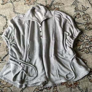 Free people beach oversize poncho top sweatshirt material